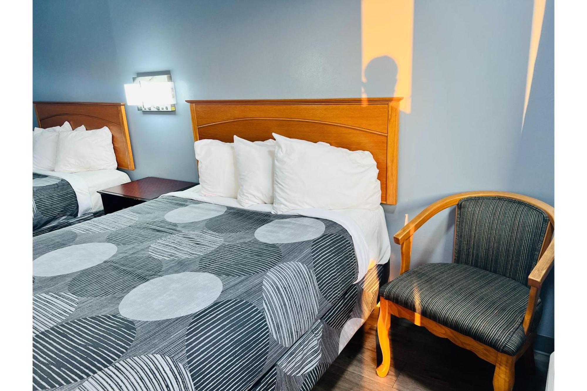 Relax Inn Marshall Экстерьер фото